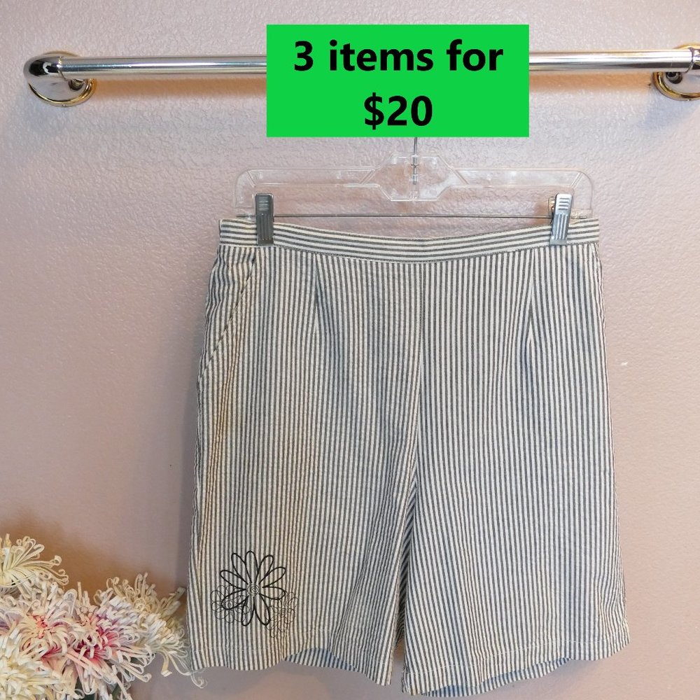 Capacity Striped Cotton Shorts- Size M